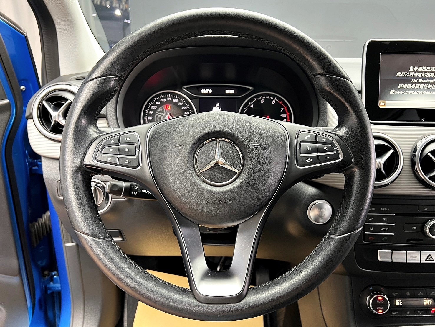 2016 W246 賓士 Benz B180 自動停車 大空間高CP值 ❗️(110)【 元禾國際 阿龍店長 0968-691-205】阿龍中古車 二手車 中古車 新北最大車庫 實車實價 認證車  第6張相片
