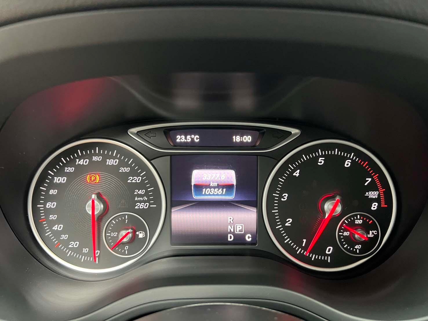 2016 W246 賓士 Benz B180 自動停車 大空間高CP值 ❗️(110)【 元禾國際 阿龍店長 0968-691-205】阿龍中古車 二手車 中古車 新北最大車庫 實車實價 認證車  第9張相片