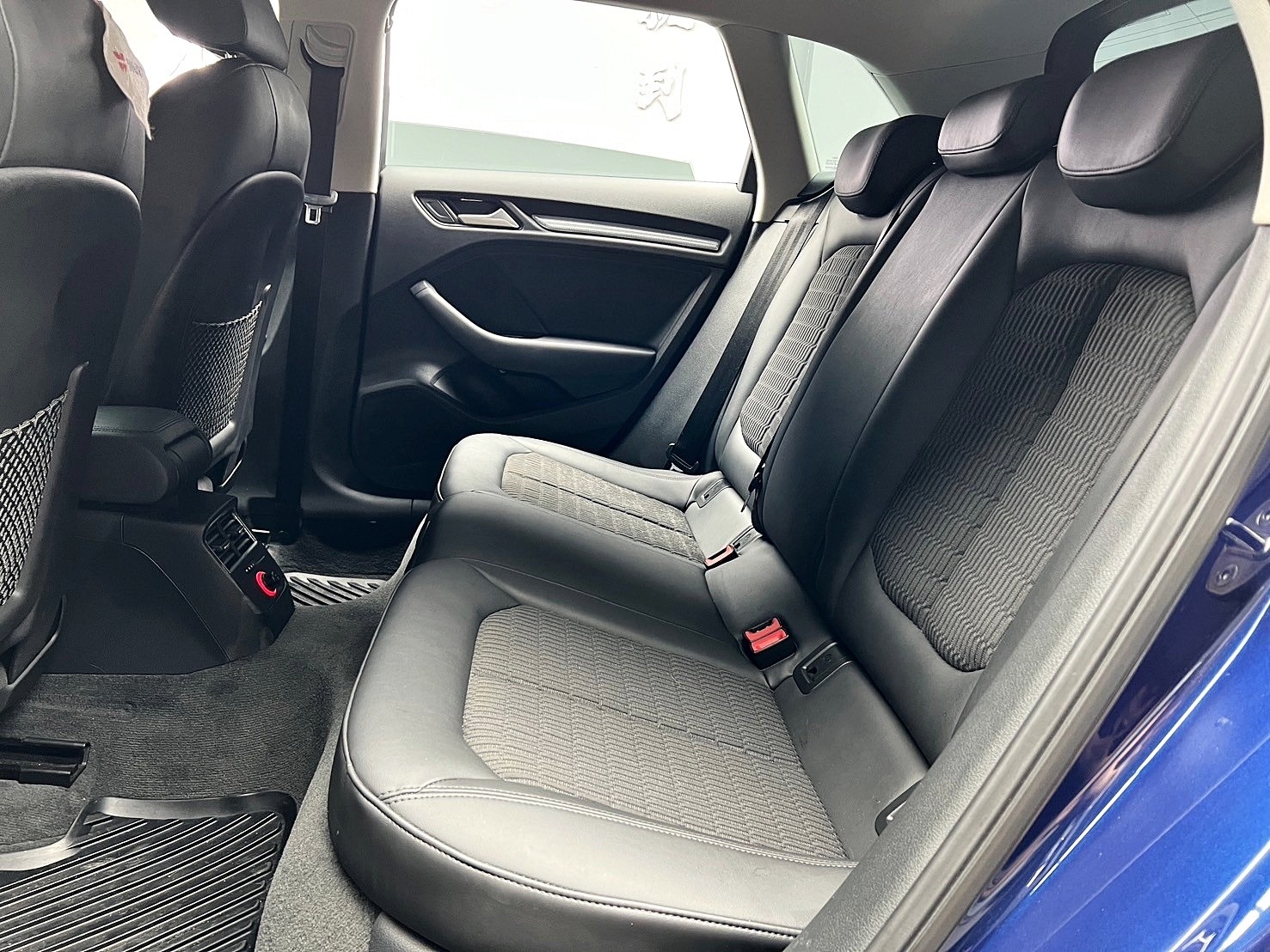 2014式 Audi 奧迪 A3 Sportback 超便宜 五門掀背 ❗️(239)【 元禾國際 阿龍店長 0968-691-205】阿龍中古車 二手車 中古車 新北最大車庫 實車實價 認證車  第4張相片