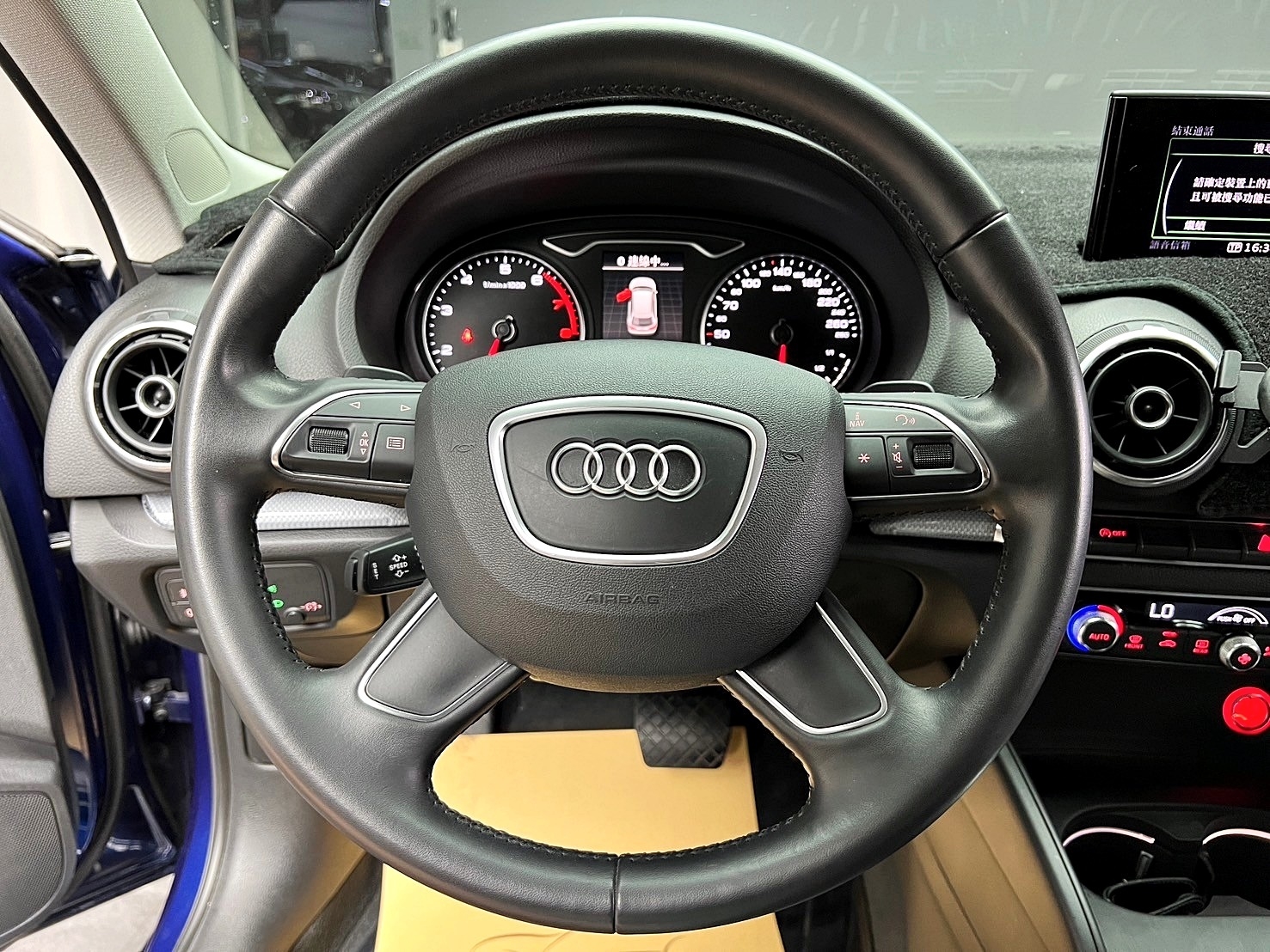 2014式 Audi 奧迪 A3 Sportback 超便宜 五門掀背 ❗️(239)【 元禾國際 阿龍店長 0968-691-205】阿龍中古車 二手車 中古車 新北最大車庫 實車實價 認證車  第6張相片