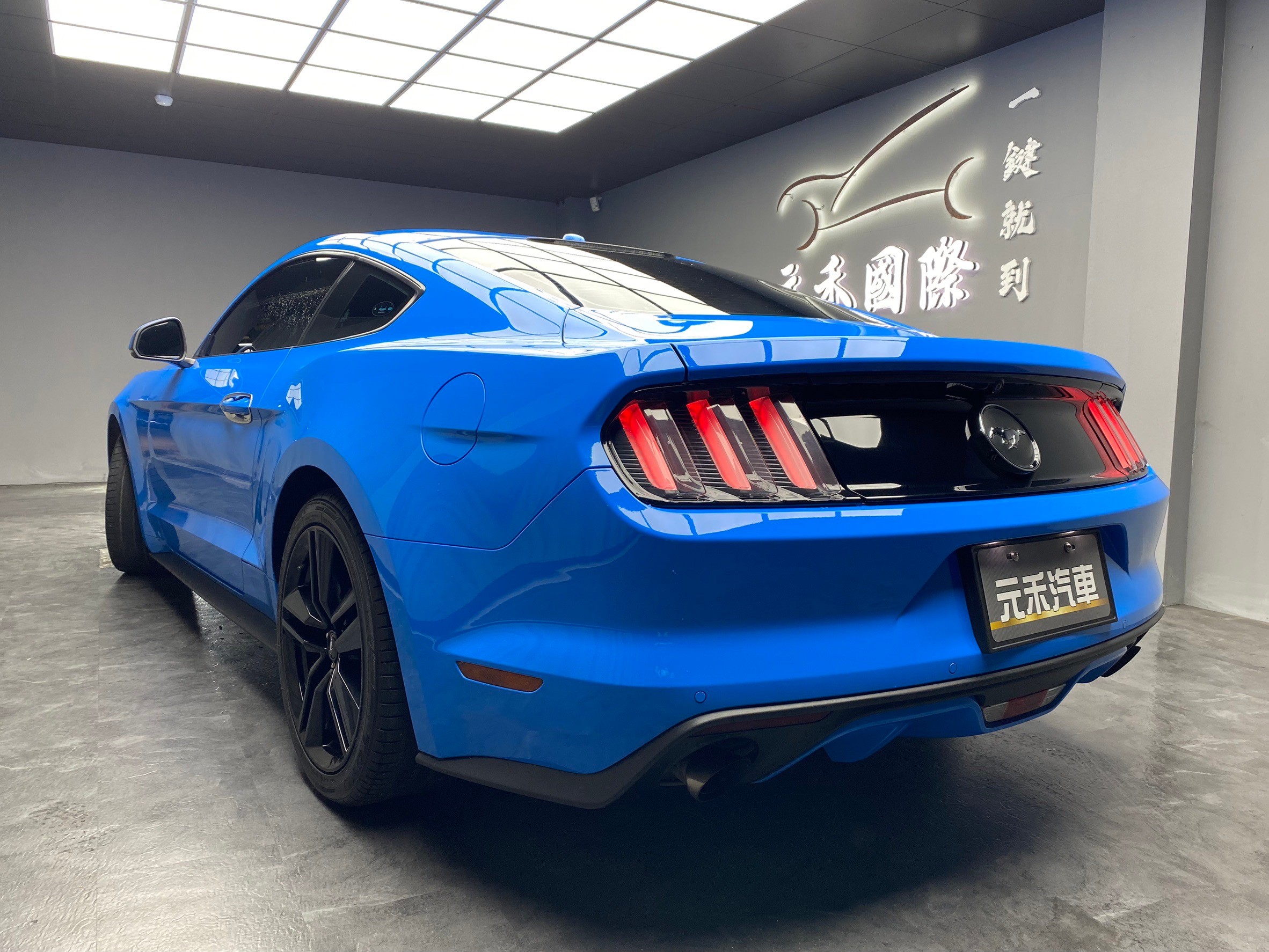 2017 Mustang EcoBoost 320 福特 野馬 雙門跑車 電冷熱椅 ❗️(114)【 元禾國際 阿龍店長 0968-691-205】阿龍中古車 二手車 中古車 新北最大車庫 實車實價 認證車  第3張相片