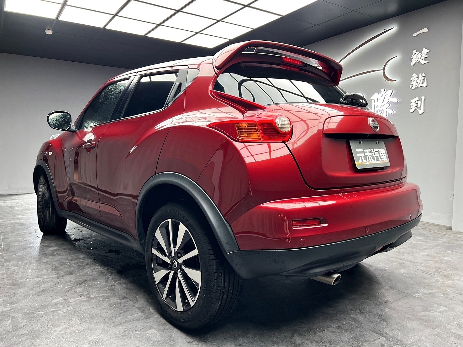 2013 Nissan Juke 自然進氣 IKEY 導航 低里程 省油 掀背車 ❗️(140)【 元禾國際 阿龍店長 0968-691-205】阿龍中古車 二手車 中古車 新北最大車庫 實車實價 認證車  第3張相片