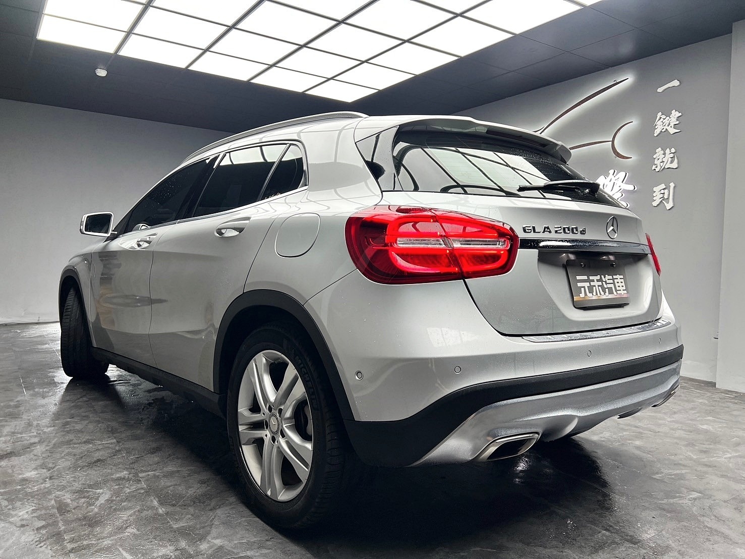 2016 Benz 賓士 X156 GLA-Class GLA200d 自動停車 ❗️(070)【 元禾國際 阿龍店長 0968-691-205】阿龍中古車 二手車 中古車 新北最大車庫 實車實價 認證車	  第3張相片