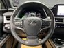 2023式 Lexus UX250h 豪華版 跟車 環景 電熱椅 掀背車 ❗️(073)【 元禾國際 阿龍店長 0968-691-205】阿龍中古車 二手車 中古車 新北最大車庫 實車實價 認證車  第6張縮圖