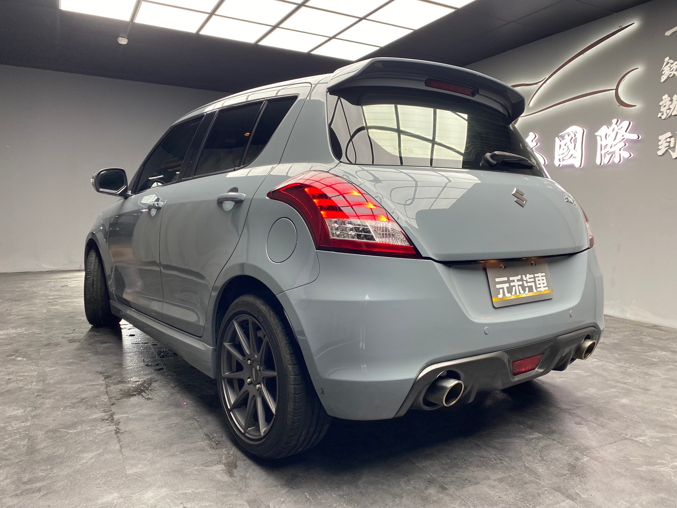 2012 Suzuki Swift GLX IKEY 安卓機 熱門掀背代步車 ❗️(205)【 元禾國際 阿龍店長 0968-691-205】阿龍中古車 二手車 中古車 新北最大車庫 實車實價 認證車  第3張相片