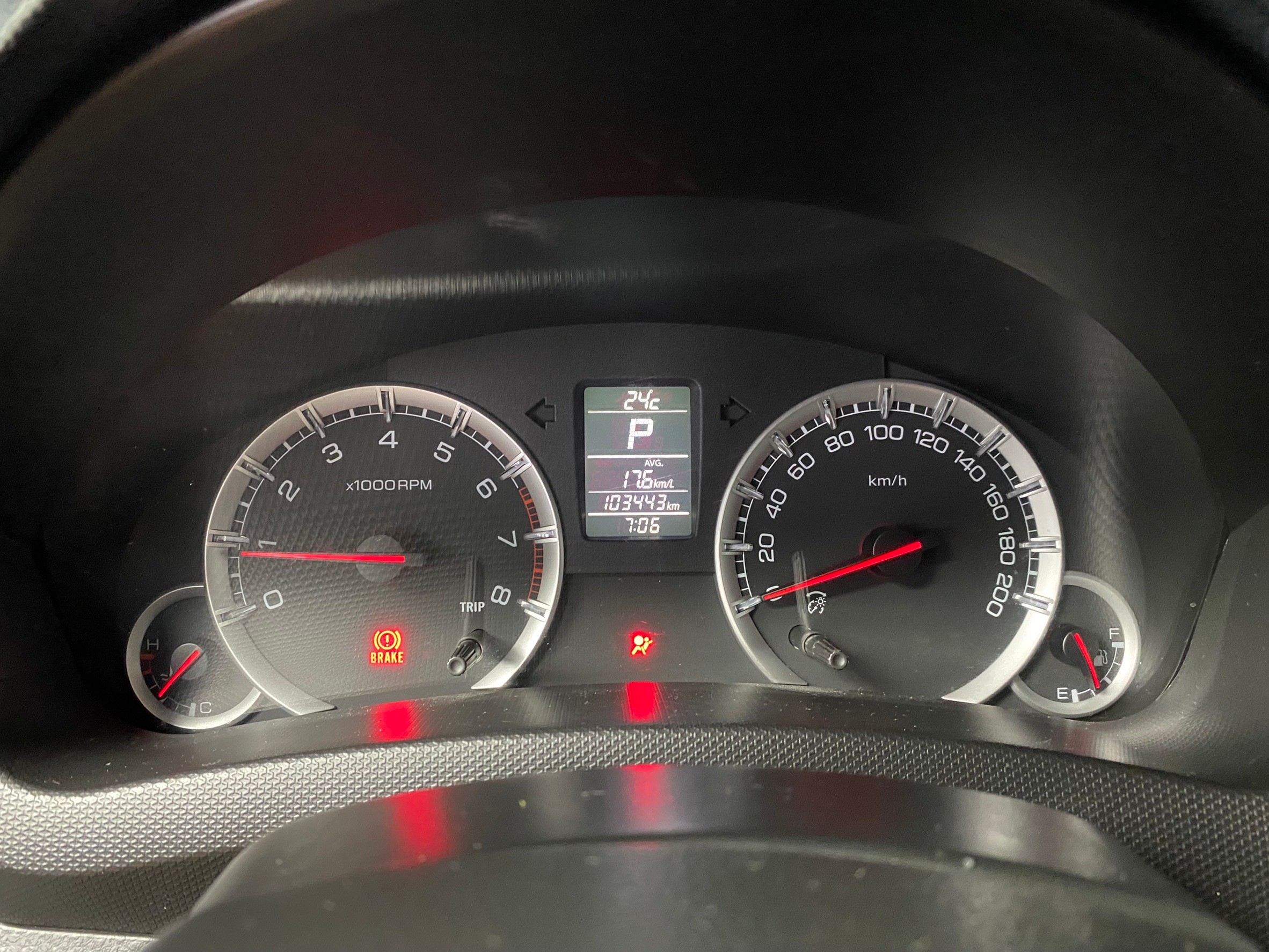2012 Suzuki Swift GLX IKEY 安卓機 熱門掀背代步車 ❗️(205)【 元禾國際 阿龍店長 0968-691-205】阿龍中古車 二手車 中古車 新北最大車庫 實車實價 認證車  第7張相片