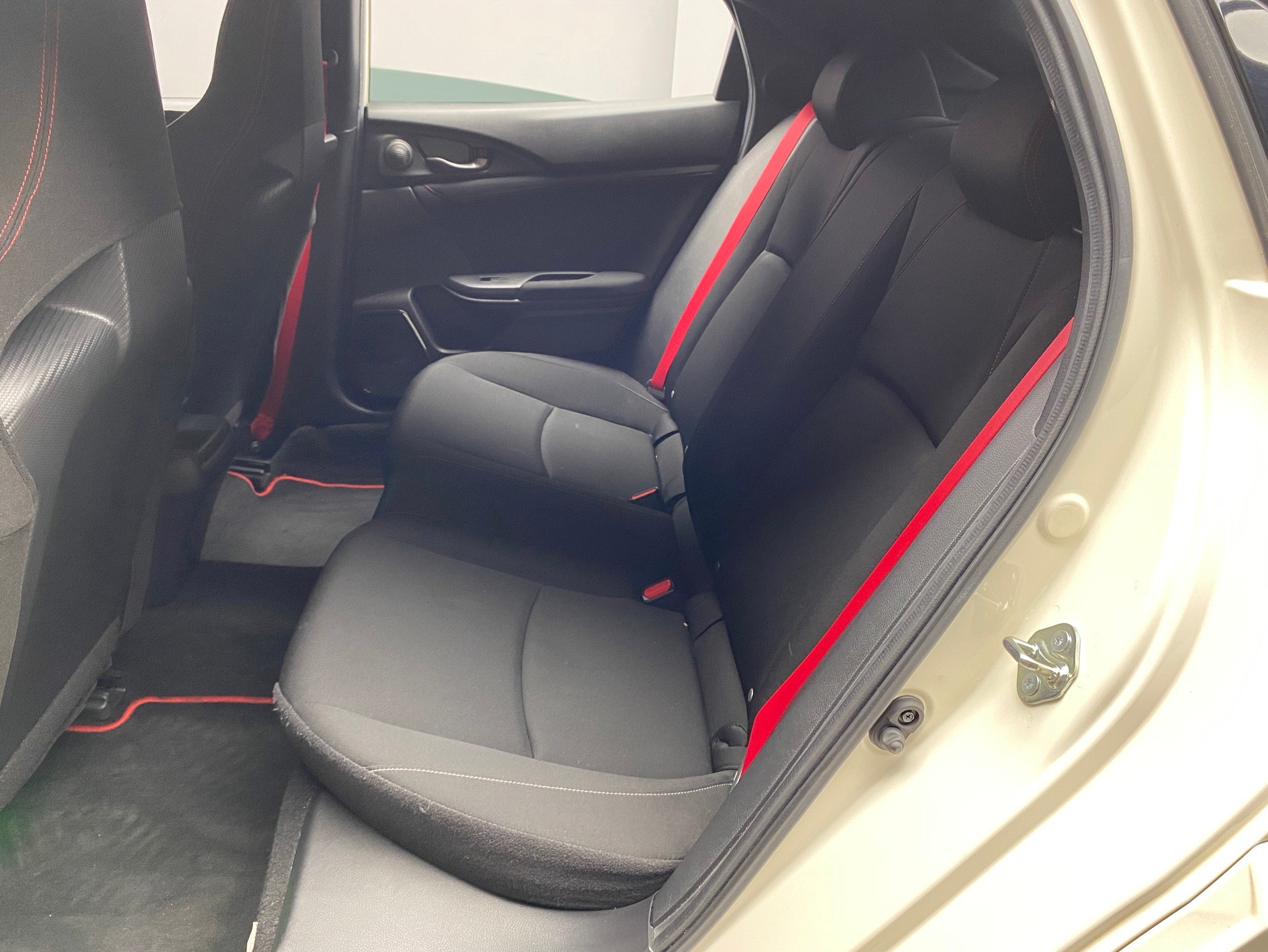 2021 Honda Civic Type R GT ACC跟車 麂皮椅套 尾翼 手牌 紅標本田❗️(108)【 元禾國際 阿龍店長 0968-691-205】阿龍中古車 二手車 中古車 新北最大車庫 實車實價 認證車  第6張相片