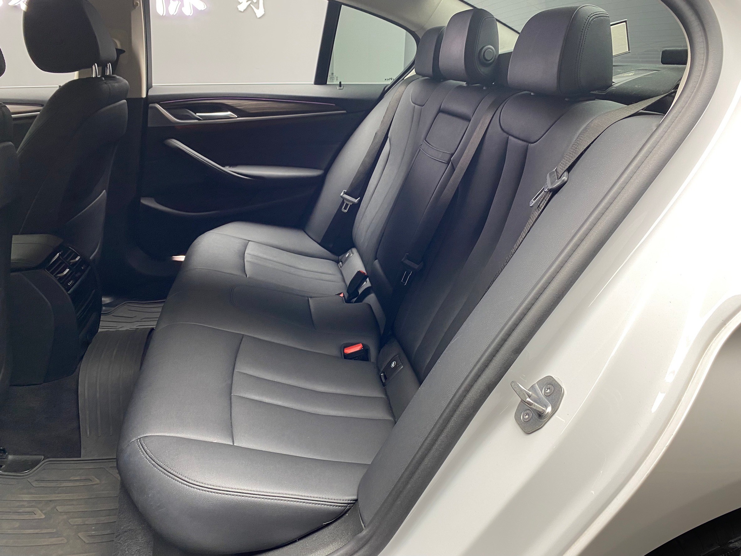 2019 G30 BMW 520i 極智版 5AT駕駛套件 跟車 自動停車 ❗️(188)【 元禾國際 阿龍店長 0968-691-205】阿龍中古車 二手車 中古車 新北最大車庫 實車實價 認證車  第4張相片