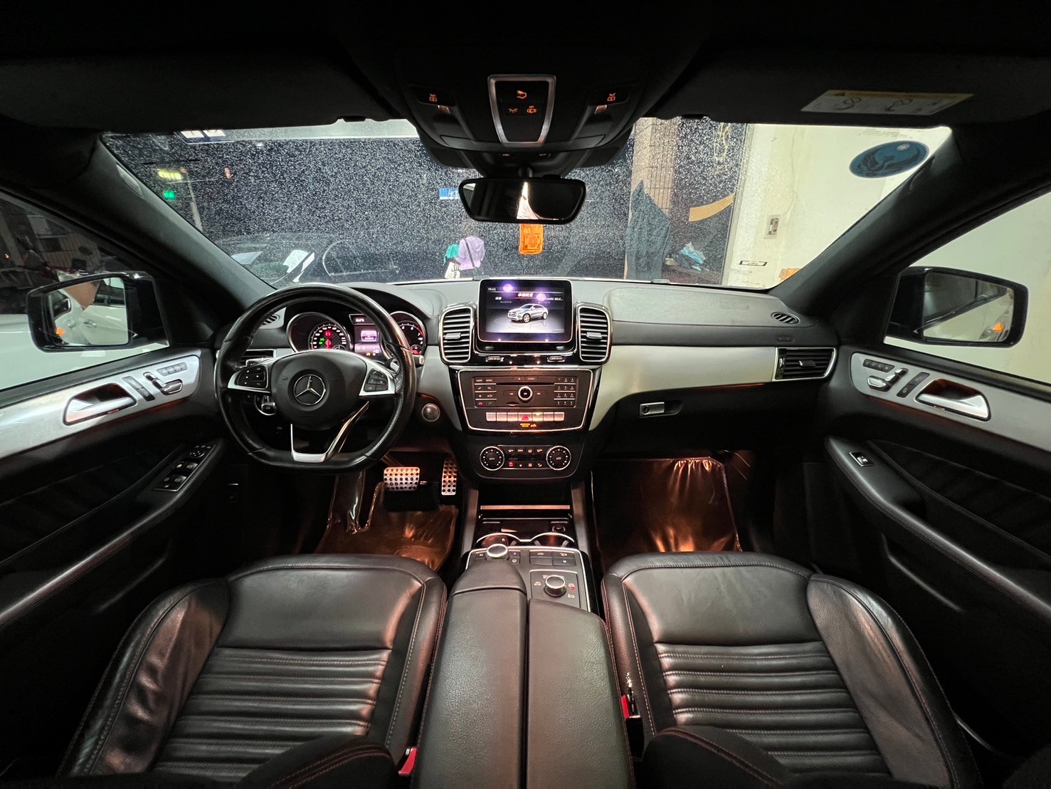 新車入庫🔥2017 賓士 GLE43 Coupe AMG 4MATIC  第7張相片