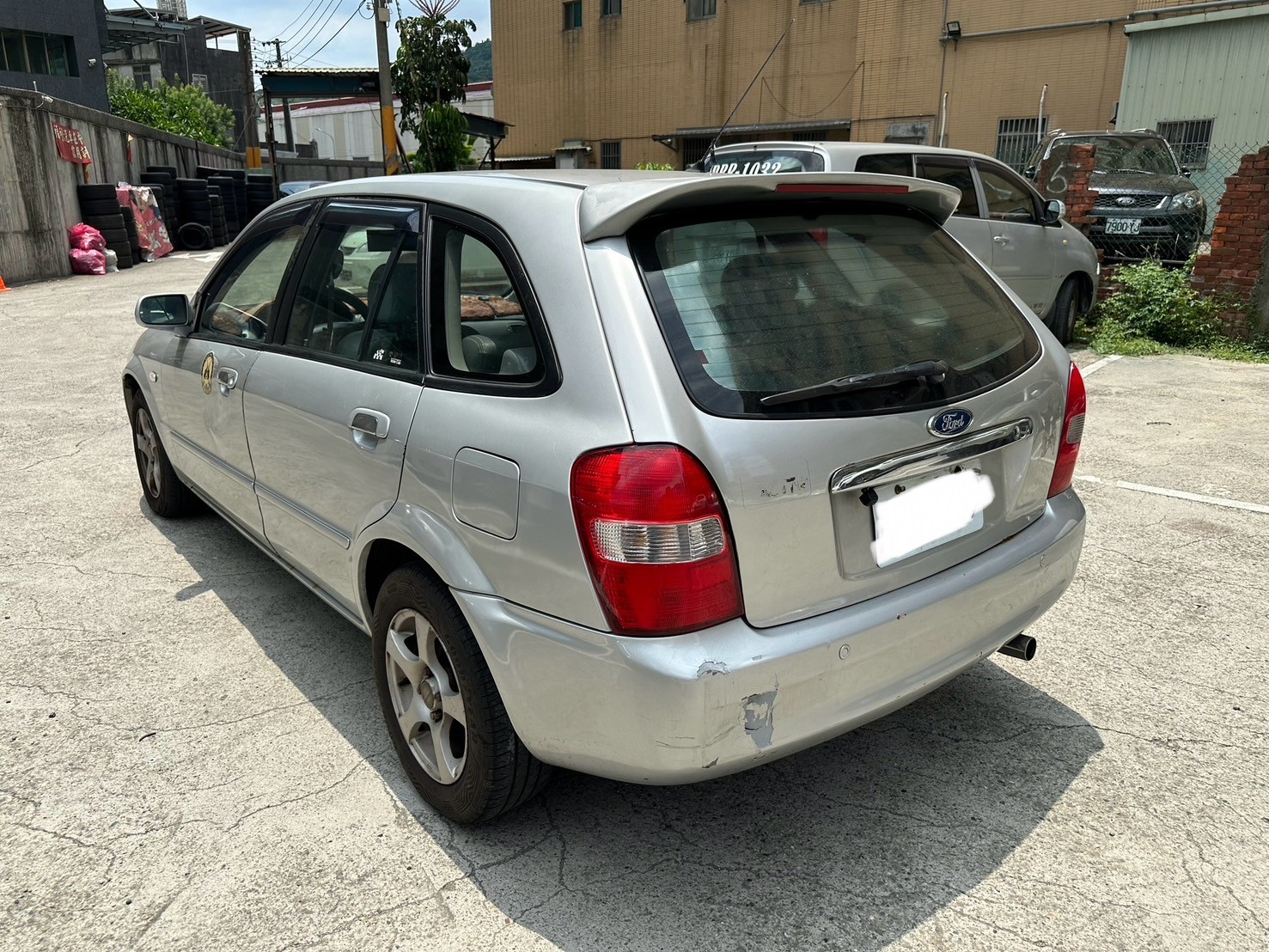 代友出售 個位數五門代步神車 tierra 🔥  第7張相片