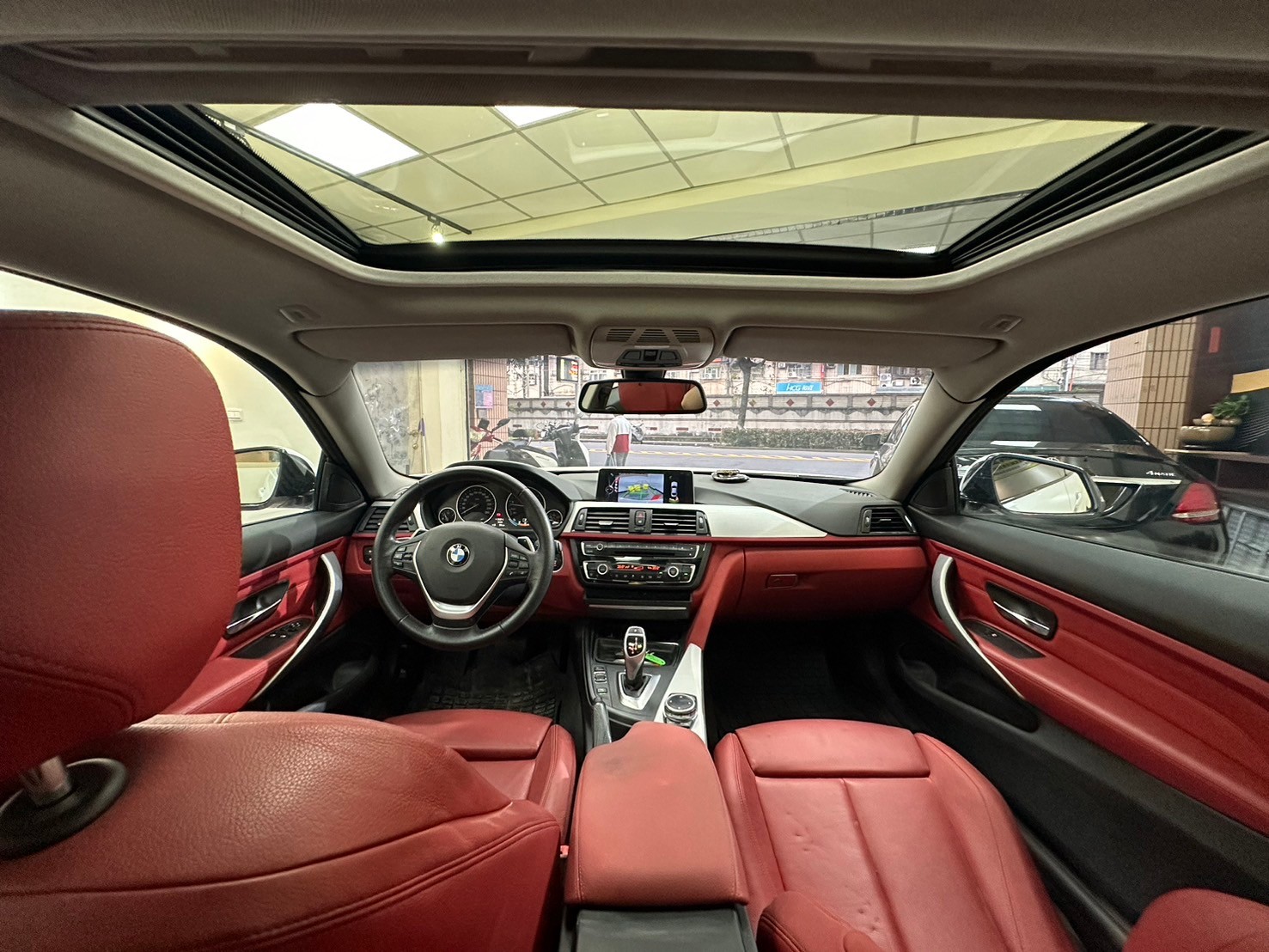 2014 BMW 428i sport 雙門紅內 M包套件🔥  第2張相片