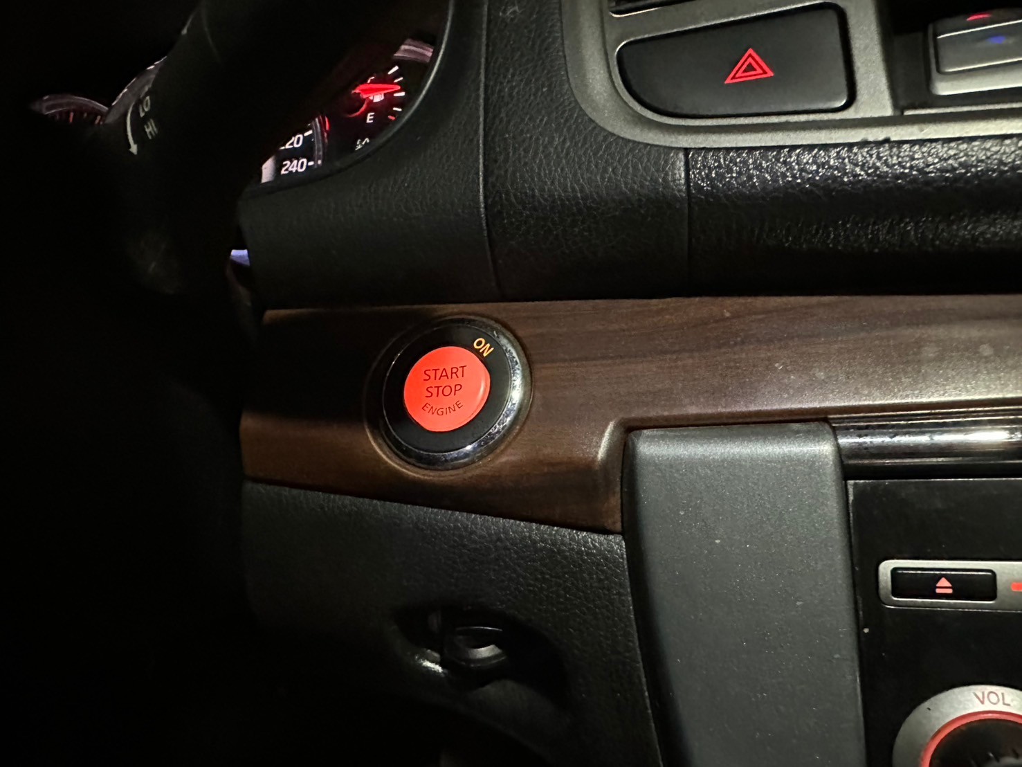 2013 nissan teana 2.0 免鑰/安卓機/電動椅🔥  第3張相片