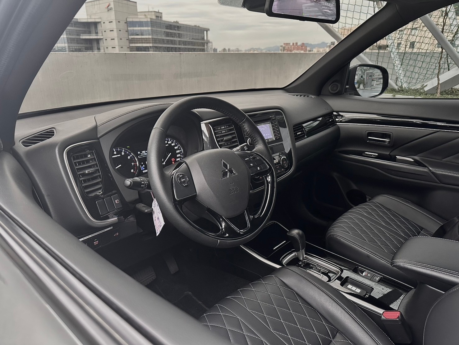 2022式 outlander 奧蘭德 最頂級尊貴型 正七人座  第7張相片