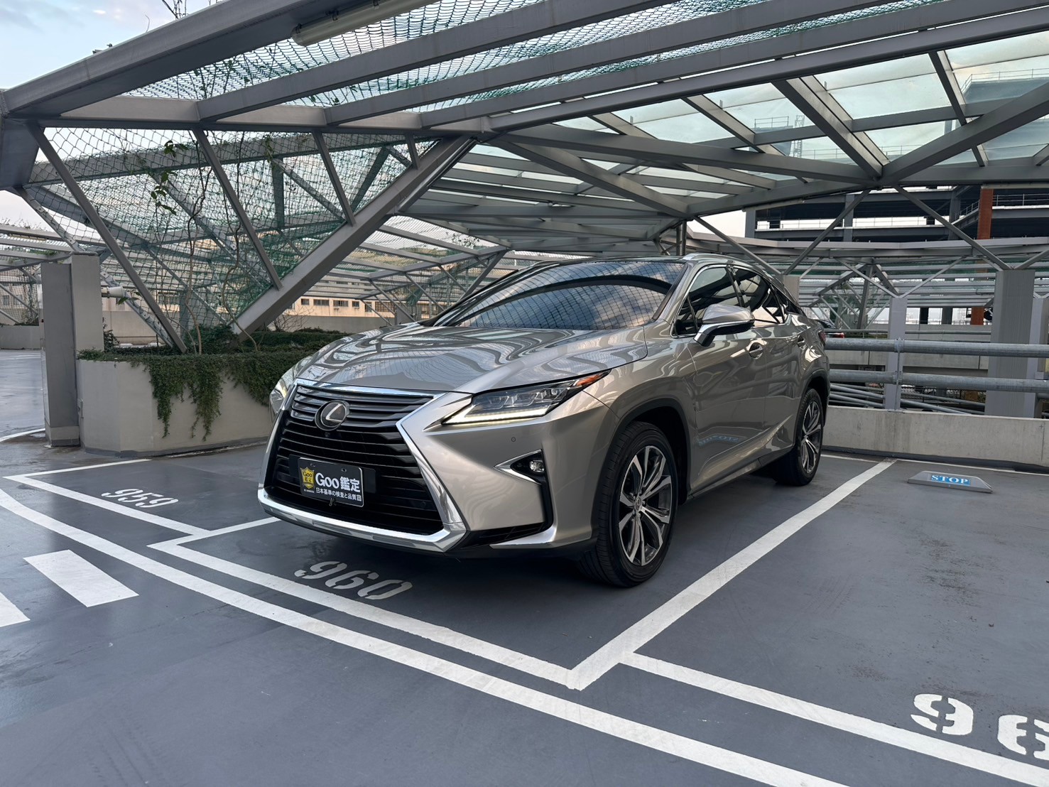 2016式 Lexus RX200t 旗艦版 全新價格超便宜🔥  第1張相片