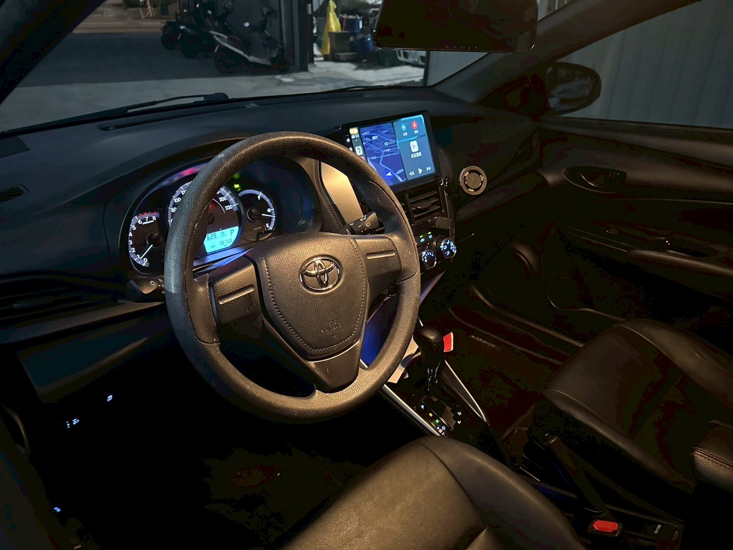 2022 toyota yaris 大鴨 有安卓機 掀背小車🔥  第7張相片