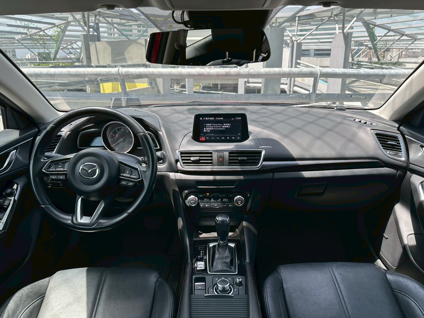 2018 魂動馬三 Mazda3 5D 旗艦型 BOSE音響+跟車  第2張相片