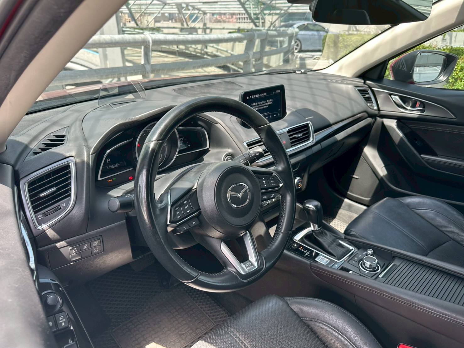 2018 魂動馬三 Mazda3 5D 旗艦型 BOSE音響+跟車  第9張相片
