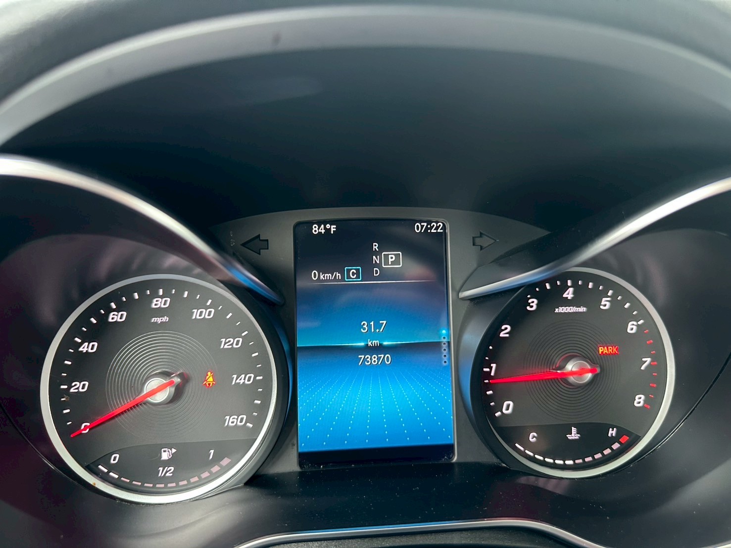 2019 GLC300 小改款樣式 質感黑岑木 高貴不貴  第3張相片