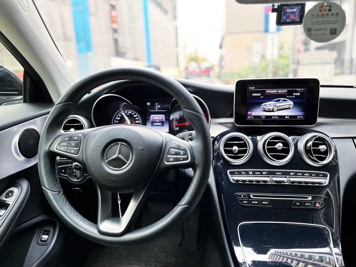 2018 c180 coupe 免百萬入手賓士雙門轎跑  第2張相片