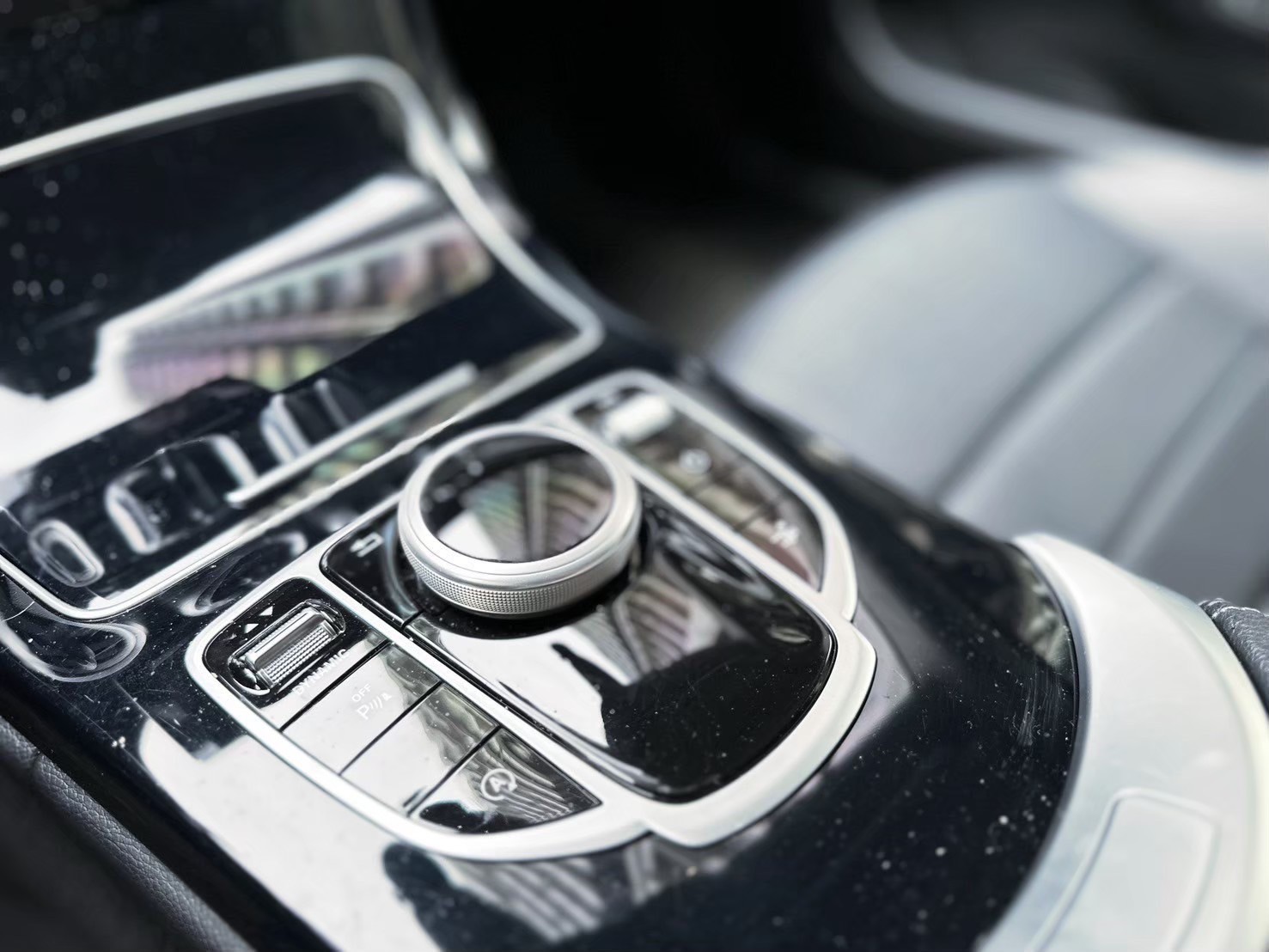 2018 c180 coupe 免百萬入手賓士雙門轎跑  第4張相片