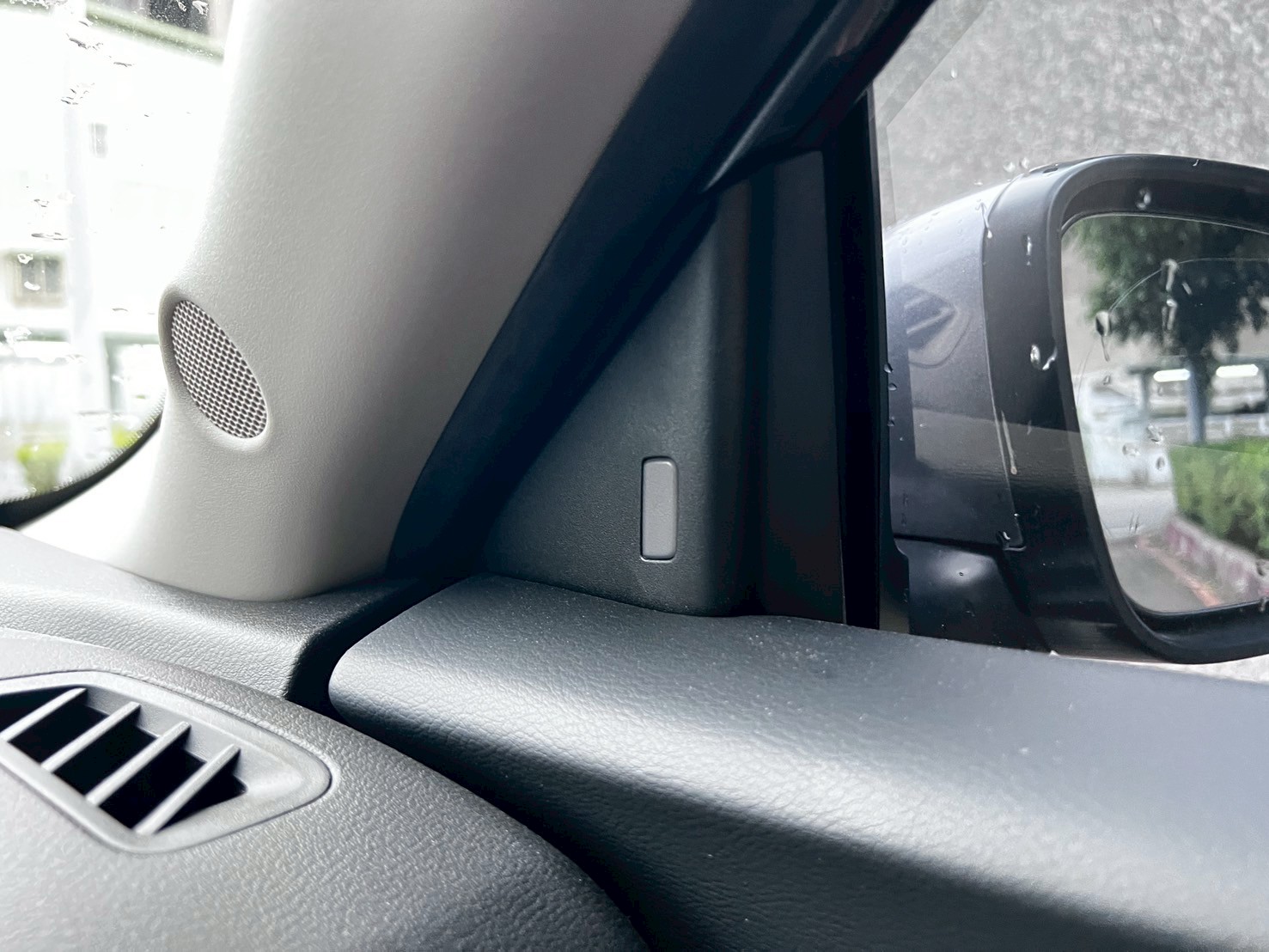 2023 sentra 尊爵 盲點跟車環景 僅跑三萬原版件  第6張相片