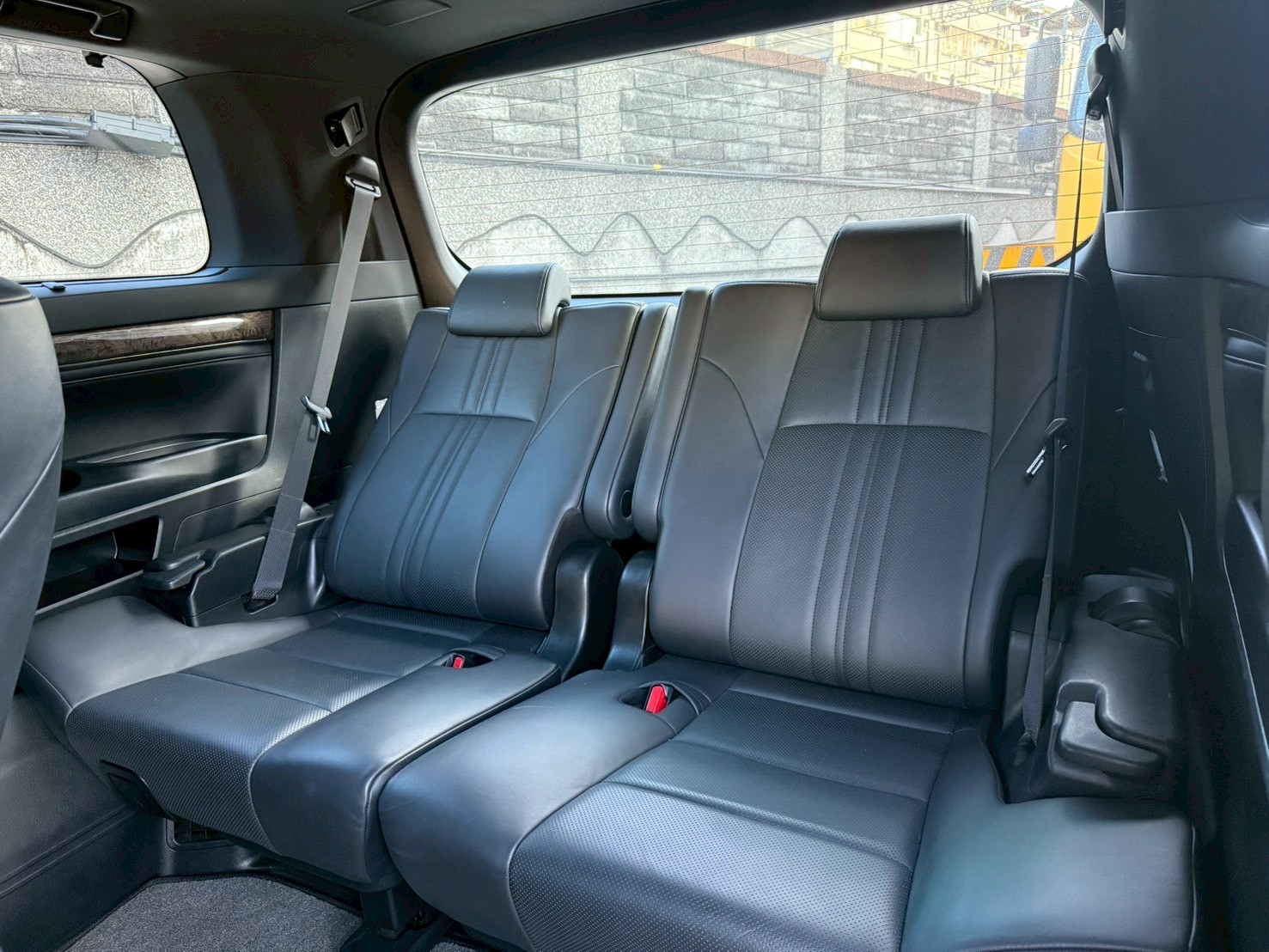 2018 阿法 alphard 3.5 跑少+新價格 閃亮登場🔥  第5張相片