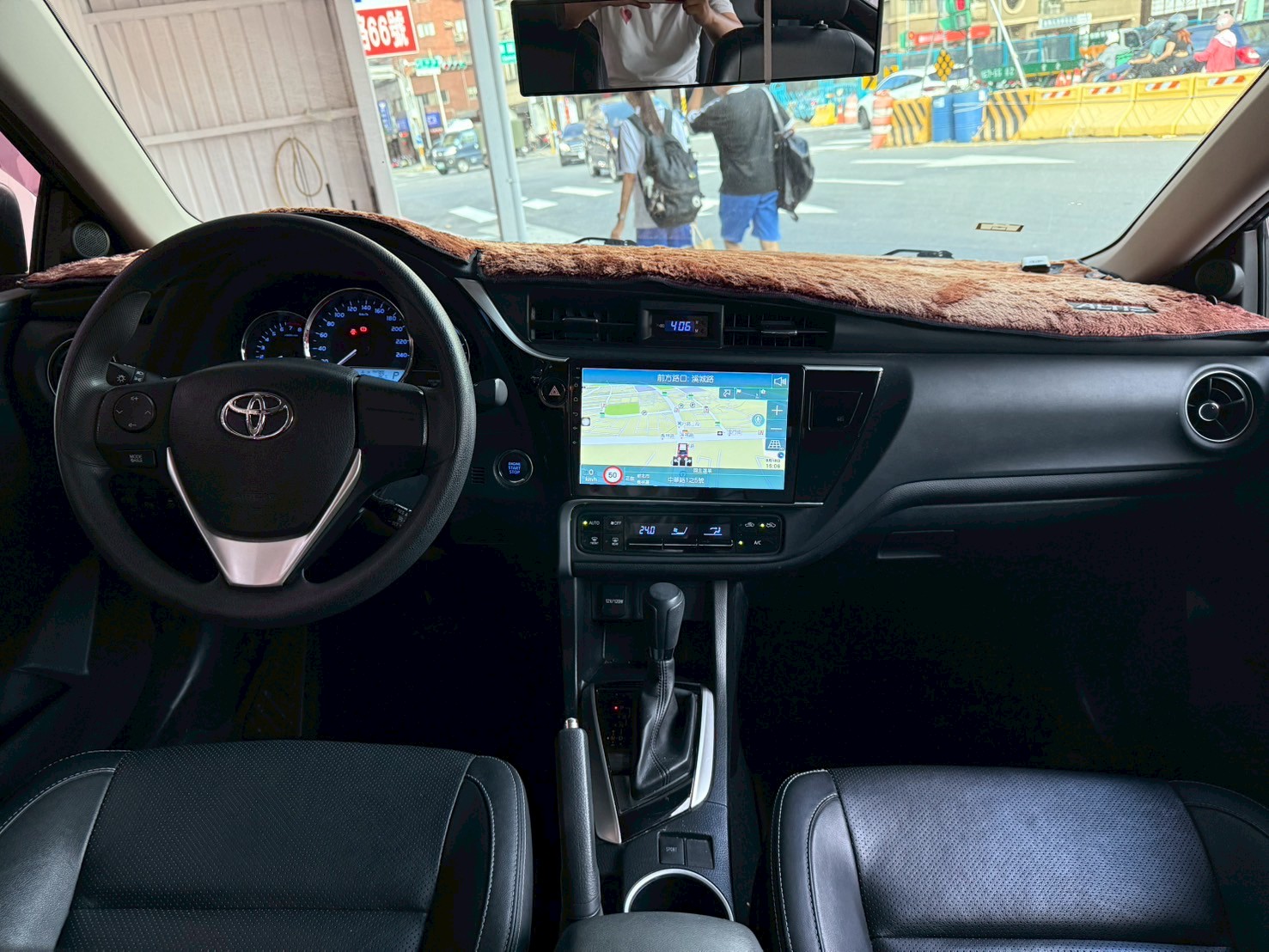 2017 toyota altis 免鑰匙版本 售價36.8萬  第2張相片