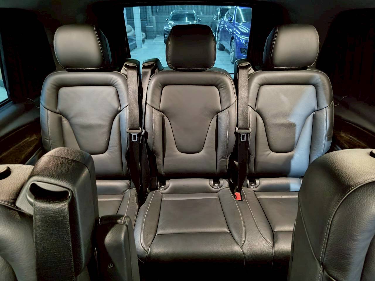 2015 賓士 v250d 七人座 僅跑6萬 改360座椅🔥  第6張相片