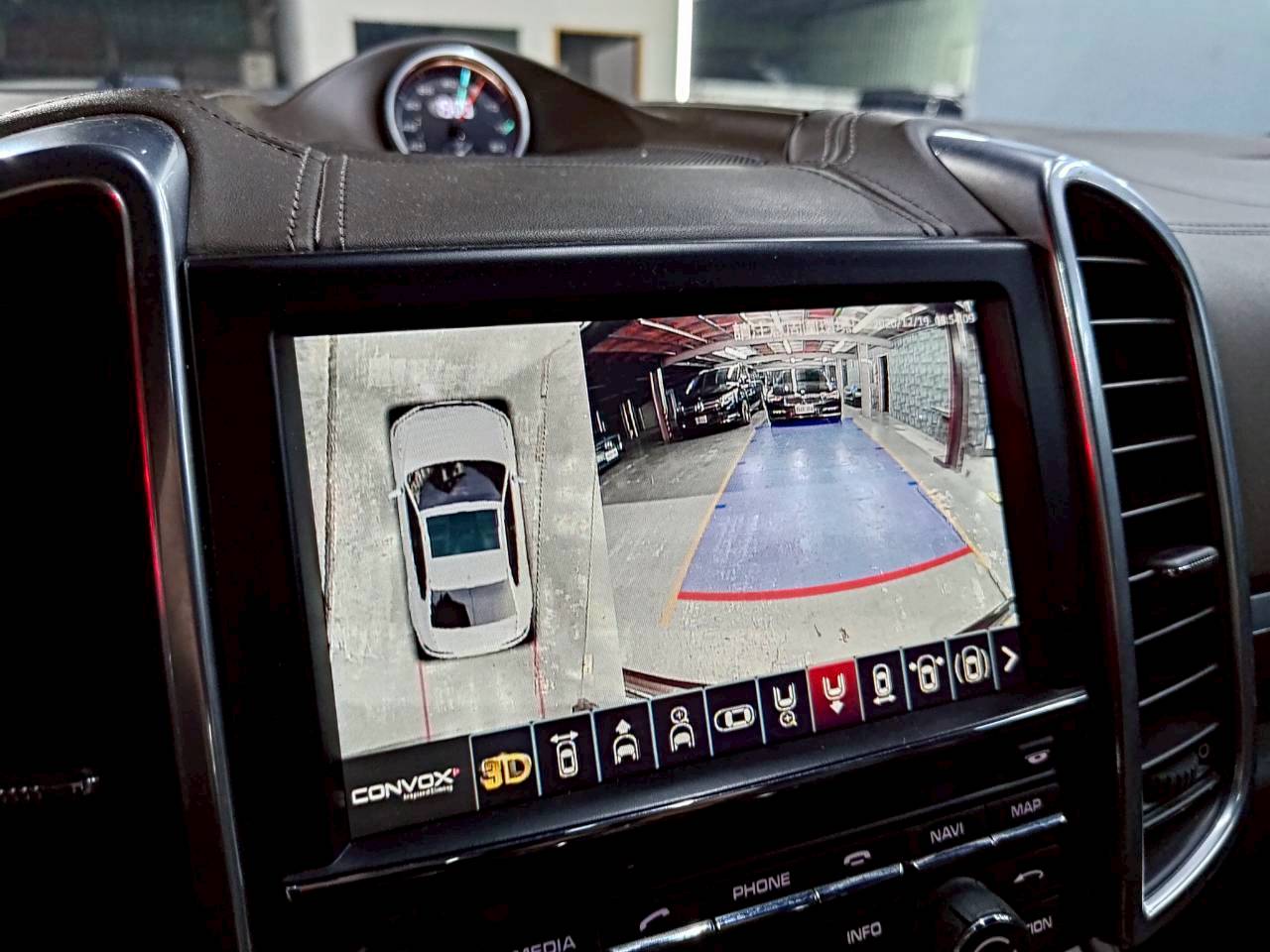 2014 保時捷 cayenne 凱燕 白金柴油版🔥  第7張相片