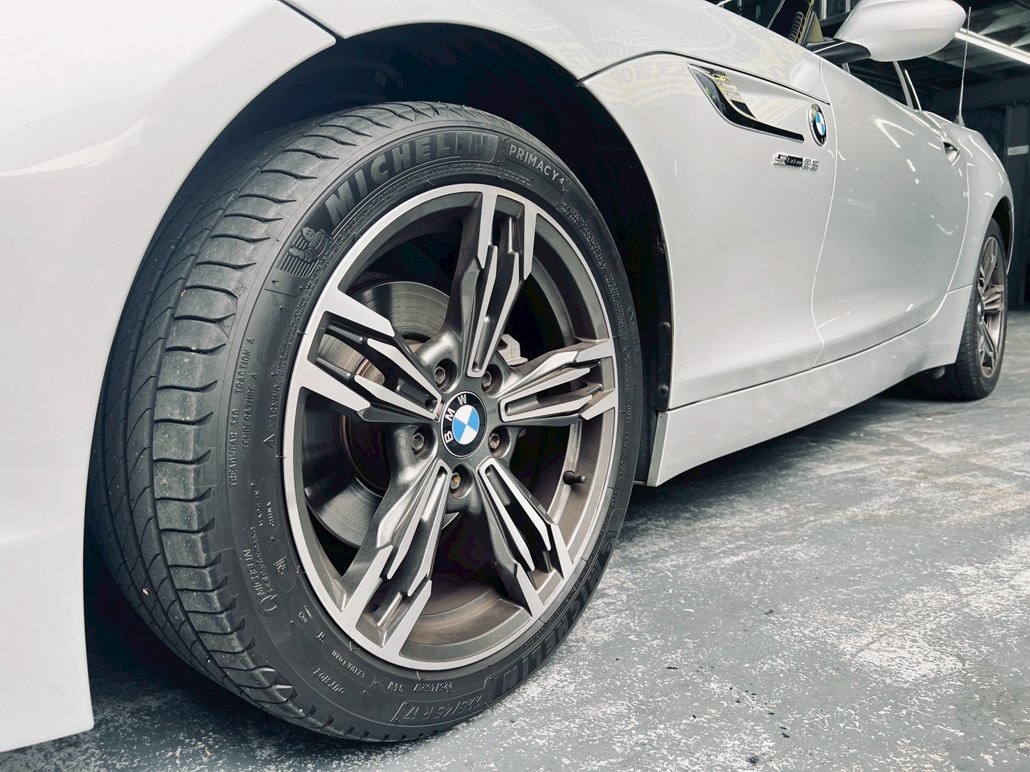 2012 BMW Z4 20i 硬頂敞篷 僅跑6萬 M版鋁圈  第8張相片