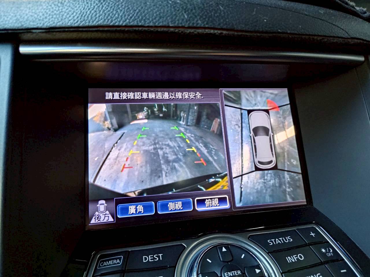 2011 infiniti FX35 經典大馬力輸出休旅車🔥  第7張相片