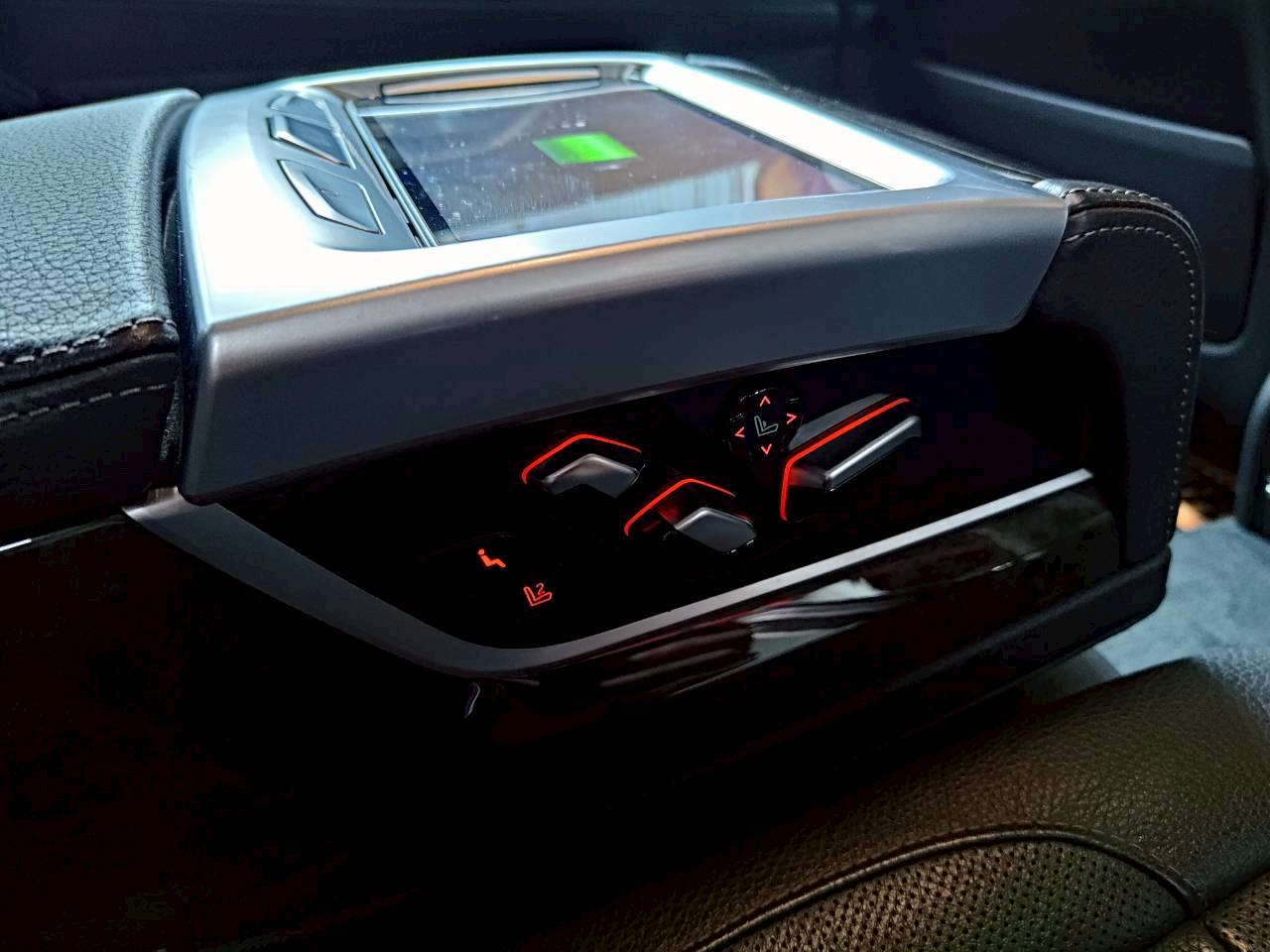 2016 BMW G12 740LI 長軸豪華轎車 配備滿滿🔥  第6張相片