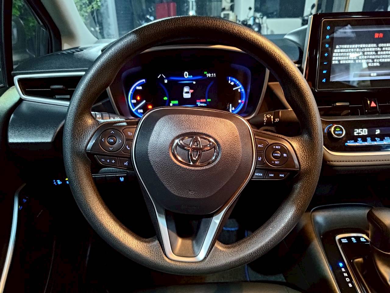 2022 toyota altis hybrid 尊爵油電 🔥  第4張相片