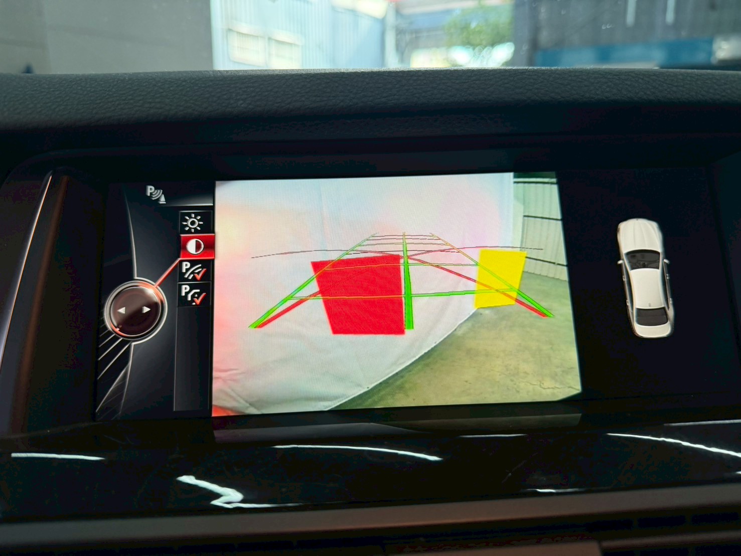 2016 BMW F10 528i 少年董最愛的黑頭車🔥  第8張相片