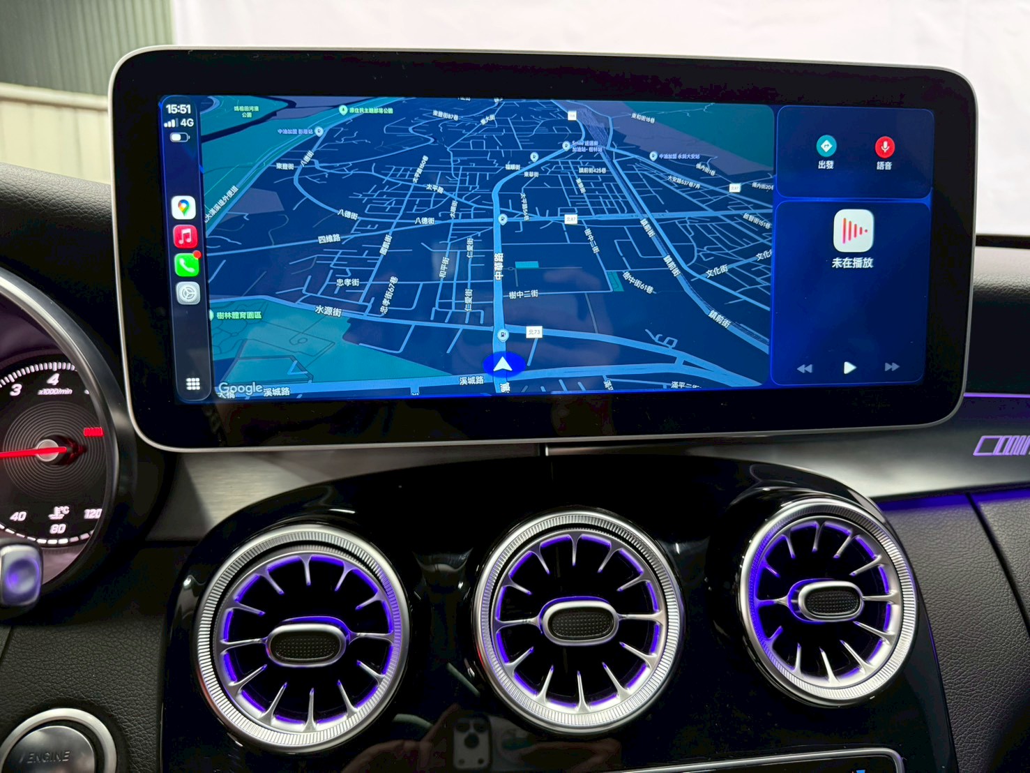 2015 W205 C300 63包|柏林之音|大螢幕安卓機  第3張相片