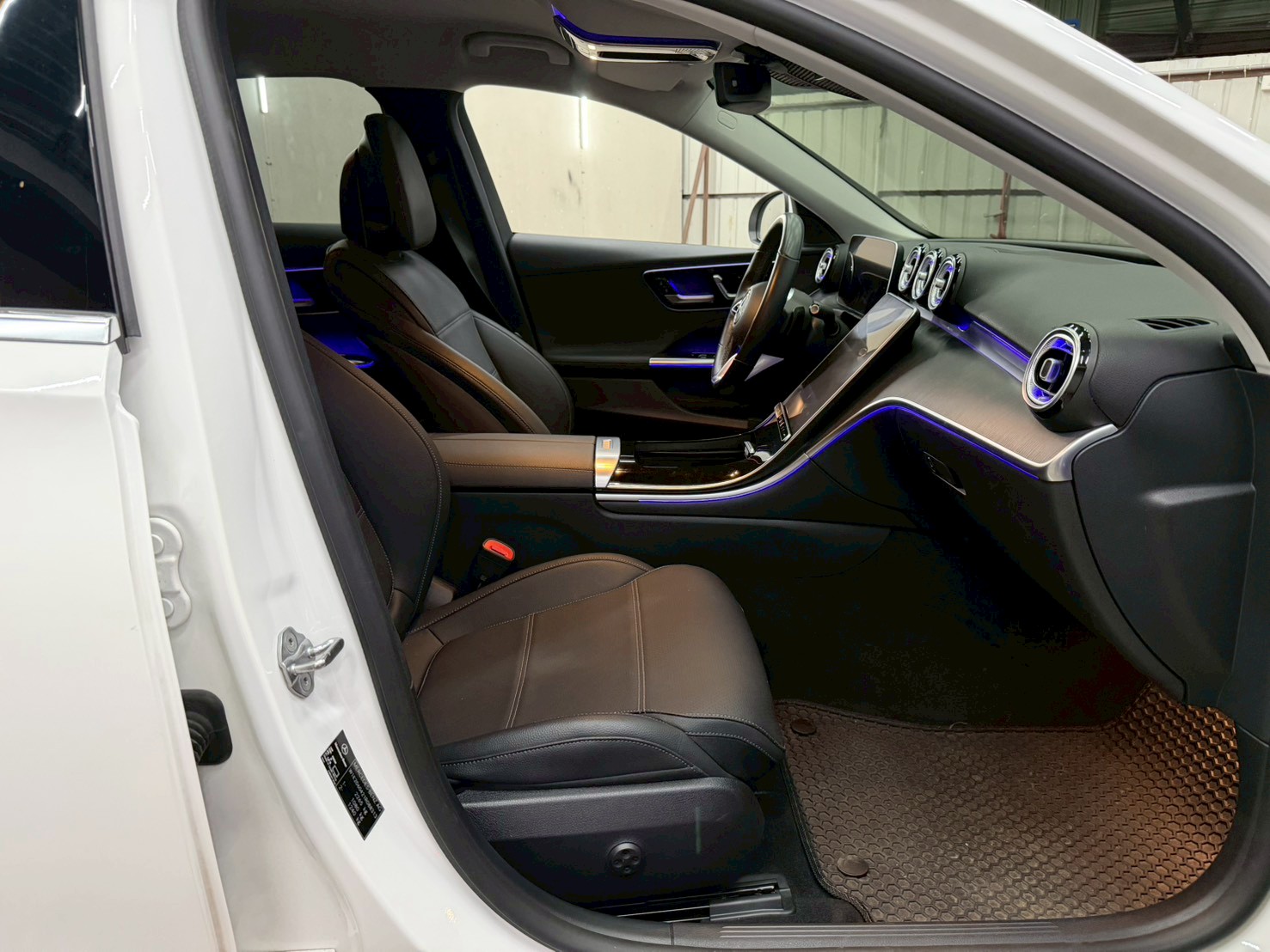 2022 C200 sedan 新價格 便宜入手新款賓士🔥  第3張相片