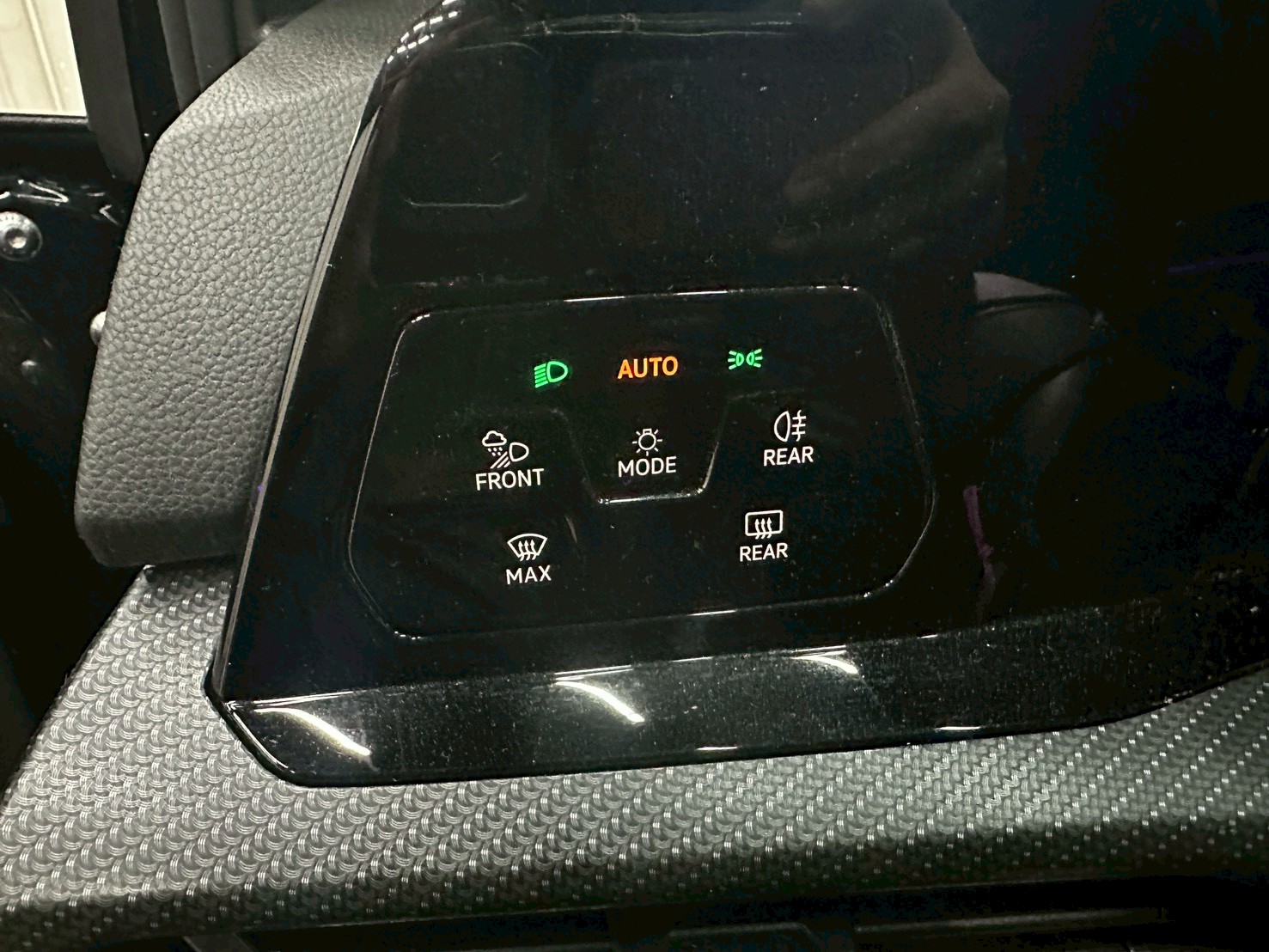 2023 Golf R MK8 福斯帶銀耳 性能小掀背🔥  第3張相片