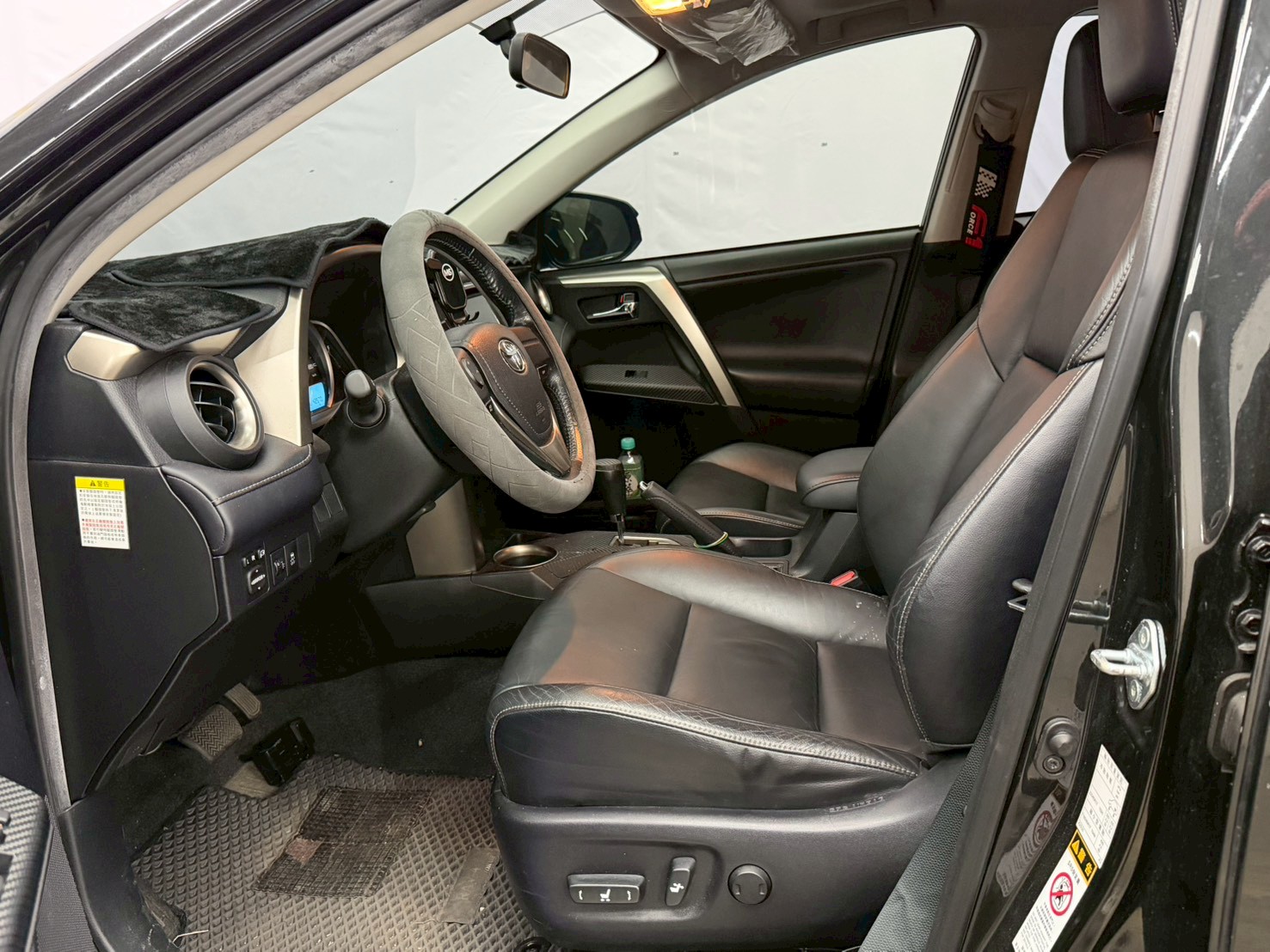 2013 TOYOTA RAV4 G版 僅跑四萬保證準錶!  第2張相片