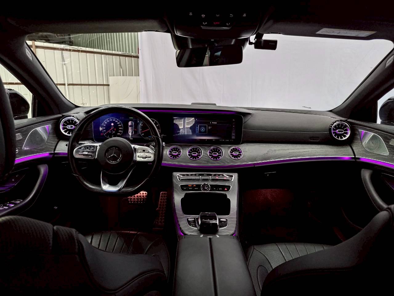 2019式 cls450 AMG 升級CLS53外觀 左4鍵大滿配  第3張相片