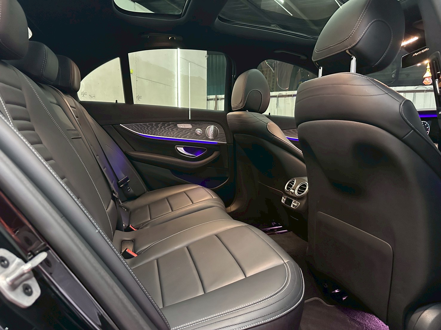 2021式 W213.5 E350 AMG 小改款 P3大滿配  第2張相片