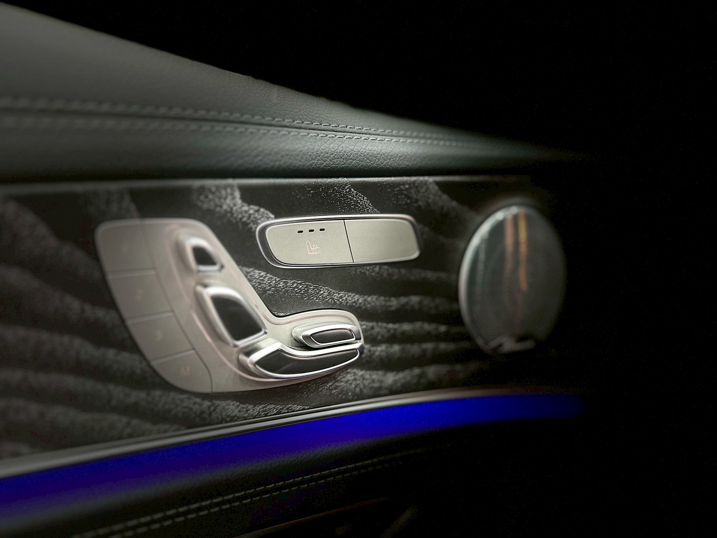 2021式 W213.5 E350 AMG 小改款 P3大滿配  第4張相片