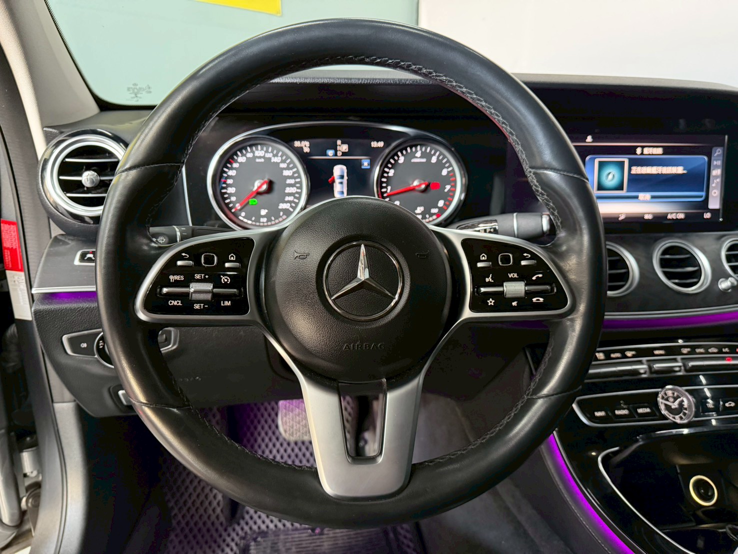 2018 M-Benz E200 Avantgarde LUX豪華版🔥  第2張相片