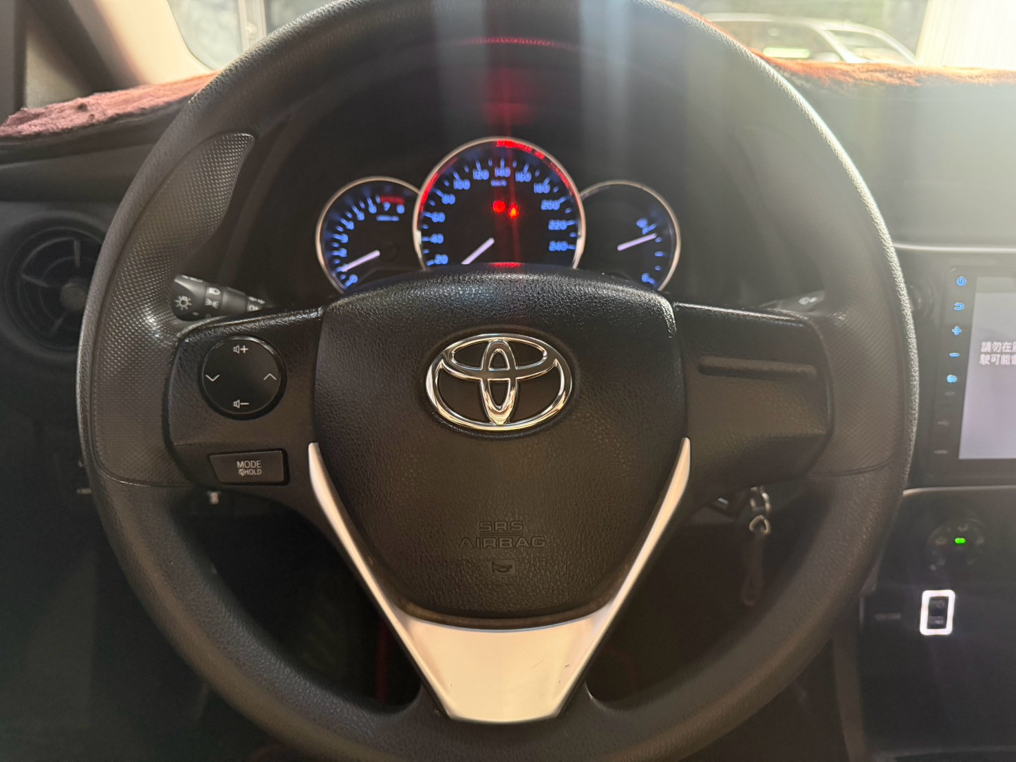 2018式 toyota 11.5代 altis 雅致版  第4張相片