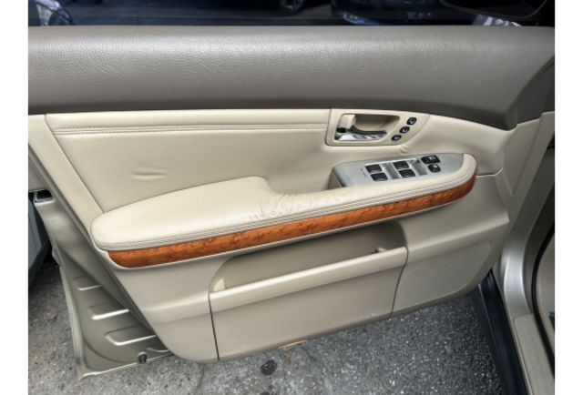 Lexus RX330  第7張相片