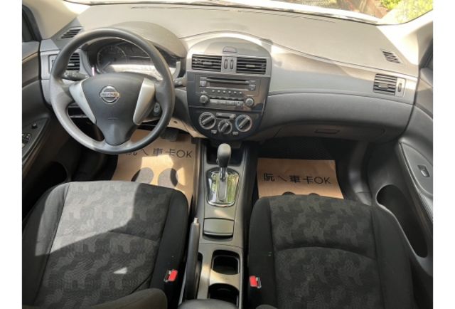Nissan TIIDA  第11張相片