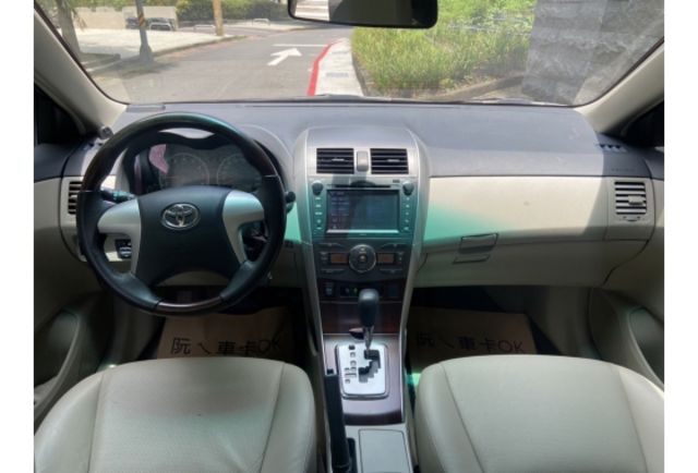 Toyota ALTIS  第8張相片