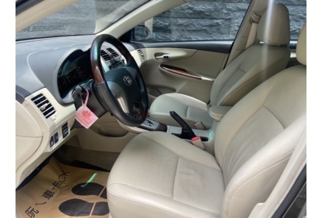 Toyota ALTIS  第11張相片