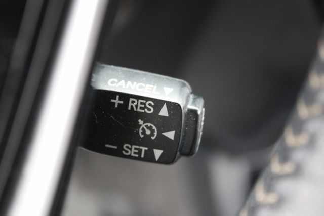 【油電複合燃料車】~不用殺價就很便宜~洽0900-785-788阿政  第15張相片