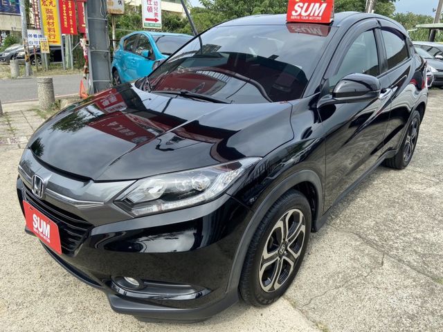 一手外商公司車!全原廠保養優質車況~可以全額貸款0元交車電洽何SIR 0966427962  第1張相片