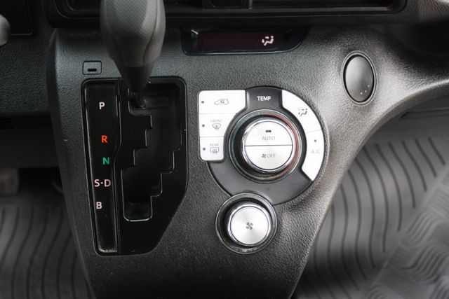 【正七人座送CARPLAY】~有第三排座椅後段空調~洽0900-785-788阿政  第16張相片